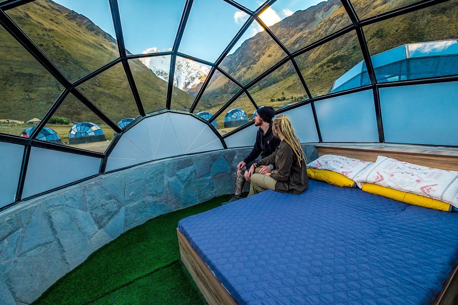 Sky camp. Salkantay Sky Camp. Skycamp купол. Отель Skylodge в Перу. Igloo Laguna 48.